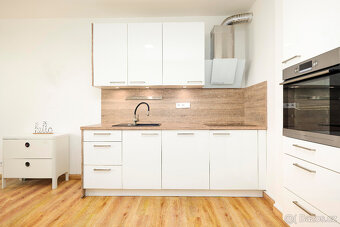 PRODEJ BYTU 3+KK 72m2 ČESKÉ BUDĚJOVICE - NOVOSTAVBA, VLTAVA - 3