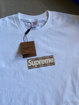 Supreme x Burberry - 3