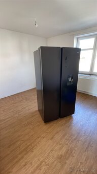 Americká lednice Chiq - 3