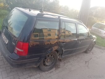VW Golf IV - 3