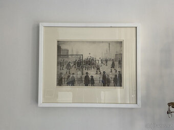 L S Lowry podepsal limitovanou edici výtisků - 3