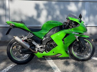 Kawasaki ZX10R Ninja 2007 - 3