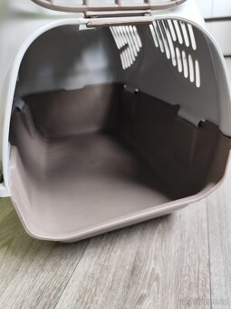 Plastový přepravní box pro kočku/psa/králíka - 3
