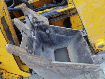 JCB 1CX nakladač - 3