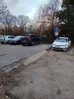 Prodám parkovací stání - 3