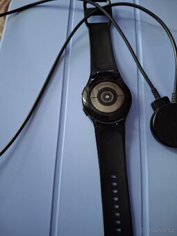 Samsung watch 4 + Bluetooth sluchátka - 3
