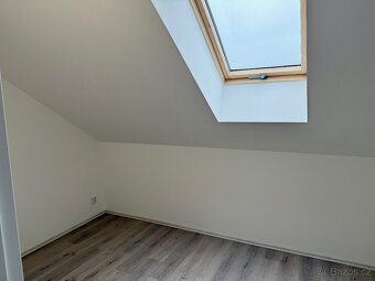 Pronájem bytu 3kk - Kolín - 3