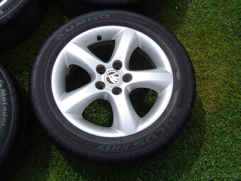 4XLETNÍ HLINÍKOVÁ KOLA ŠKODA FABIA III,IV ,RAPID 195/55 R15 - 3