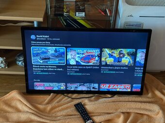 JVC Smart LED TV 32 palců - 3