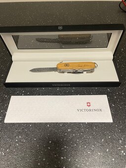 Victorinox limited edition 2013 - 3