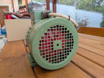Elektromotor MEZ Mohelnice, 1,5kW - 2870 ot./min - 3