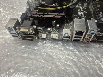 Zakladni deska + CPU + RAM - 3