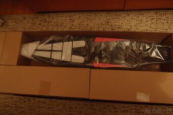 Plachetnice Fly Emirates - 3