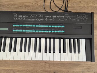 Yamaha DX7 - 3