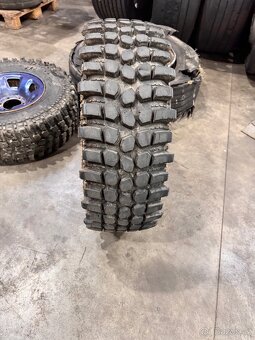 5x offroad pneu na disku Nissan 6x 139,7 285/76/16 - 3