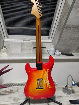 Elektrická kytara Stratocaster Relic - 3