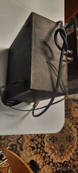 Americká vojenská radiostanice - 3