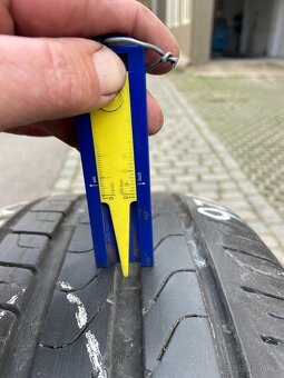 Letní pneu 235/50/19 - 3