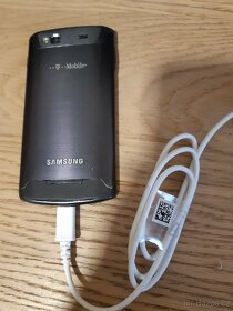 Samsung- mobilní telefon - 3