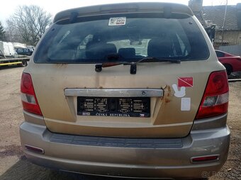Kia Sorrento 2.5 CRDI - 3