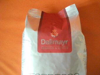Zrnková KÁVA espresso 1kg zn. DALLMAYR - 3