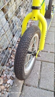 Yedoo Mau Limetka, pro děti 4+ od 100-120 cm jezdce. - 3