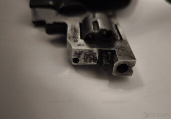 Plynový revolver EKOL ARDA titan cal.8mm - 3