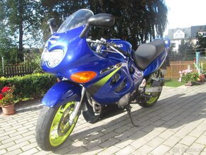 Suzuki GSX 600 F r. 2001 - 3