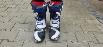 Kombinéza na motorku Dainese + přilba + rukavice + boty - 3