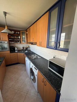 Kuchyňská linka včetně elektrospotřebičů - 3