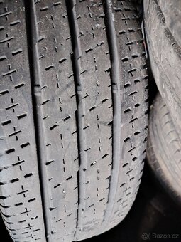 Continental 215/70R15C letní - 3