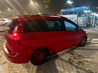 Mazda 5 - 3
