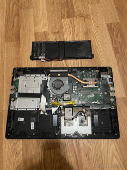 Notebook na náhradní díly Acer Aspire 3 A315-51-39DH - 3