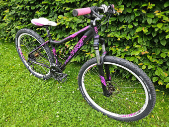 Dámské 27,5" horské hliníkové kolo ROCK MACHINE, rám 16" - 3