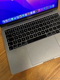 MacBook Pro 13" - 3