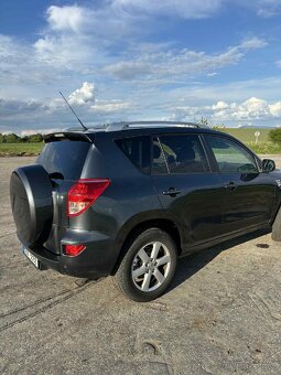 Toyota rav4 - 3
