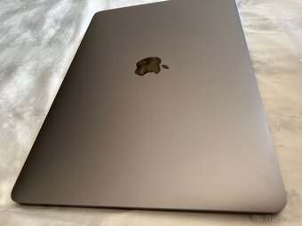 MacBook Pro 13" 2019, i5 1,4GHz , 256GB 8GB RAM - 3