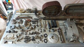 Historické náhradní díly na motocykl Jawa 555 - 3