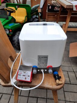 Svislý elektrický ohřívač vody Dražice TO 5.1 IN - 3