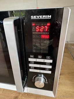 Mikrovlnná trouba Severin 9675 - 3