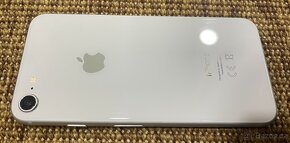 iPhone 8 64GB - 3