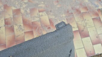 Plato kufru na Renault Twingo - 3