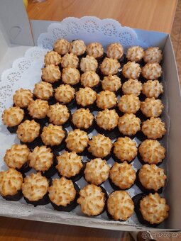 Vánoční cukroví - pouze máslo a domácí ostružinová marmeláda - 3