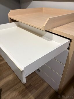 Přebalovací pult s komodou - 3