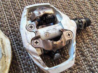 Nášlapné pedály Shimano - 3