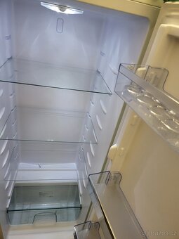 lednice, chladnička, mentolová barva 144cm - 3