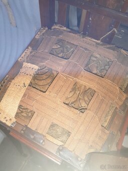 Zámecké židle - 3