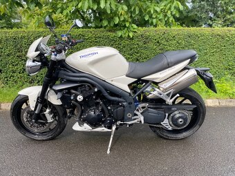 Triumph Speed Triple - 3