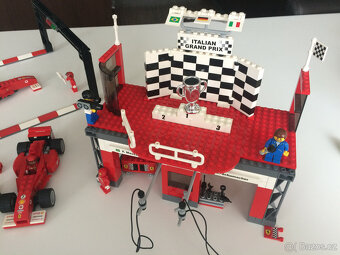 LEGO® Racers 8672 Cílová čára Ferrari - 3