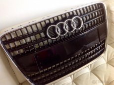 MASKA GRILL AUDI Q7 4L0 853 651 CHROM - 3